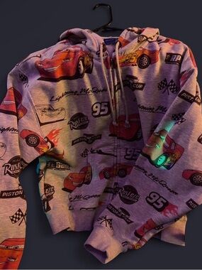 NEW WITHOUT TAGS Disney Pixar Cars Zip Jacket - Lightning McQueen Print